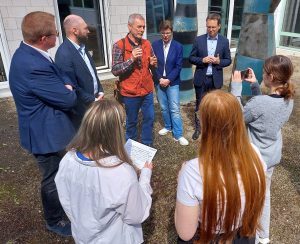 Das Bild zeigtdie am dialgP teilnehmenden Abgeordneten des hessischen Landtags.