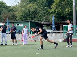 Ein Schüler der PPC beim Hokey-Workshop.