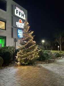 Blick auf das FFH-Gebäude.