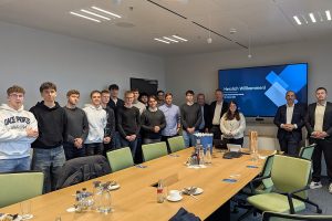 Link zum Beitrag: Finanzwissen zum Anfassen: Der Kapitalmarktkurs auf Exkursion in Frankfurt